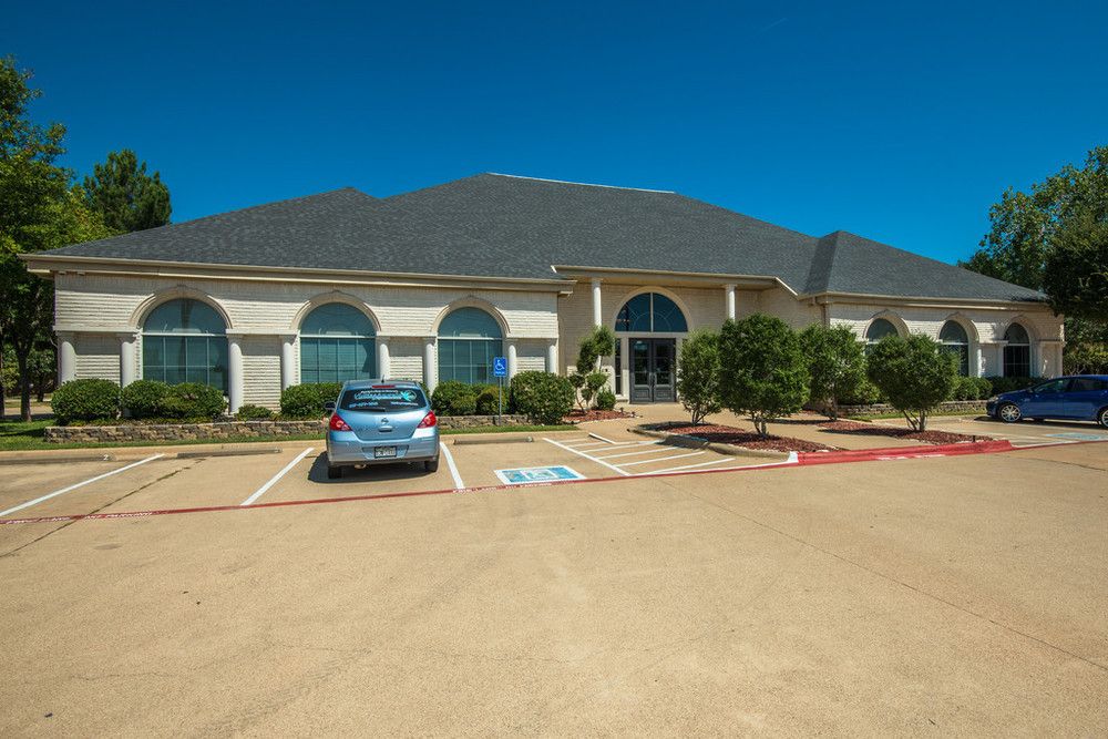 Office For Lease: 630 E Southlake Blvd, Southlake, TX 76092